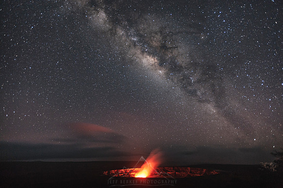 KILAUEA CALDERA, MILKYWAY AND METEOR | AUGUST 2010