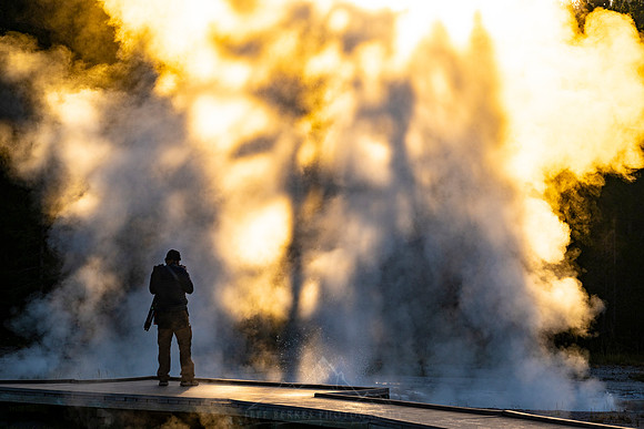 YELLOWSTONE NATIONAL PARK