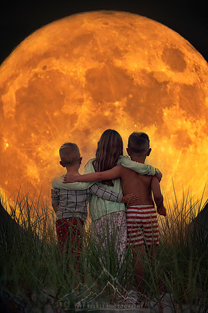 FULL STURGEON MOON - AUGUST 2022