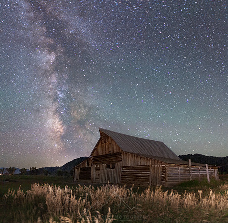 MOULTON BARN AND MILKYWAY | AUGUST 2023