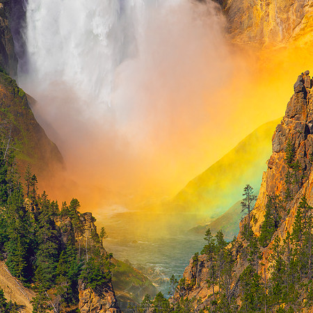 SPRAYBOW ON YELLOWSTONE FALLS | AUGUST 2023