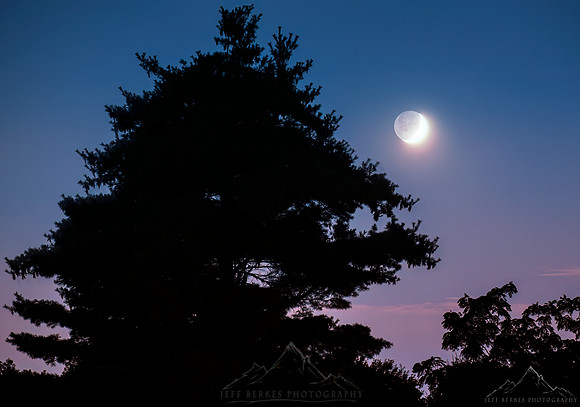 CRESCENT MOON - JUNE 2022