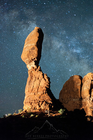 BALANCED ROCK IN LIGHT
