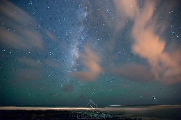 PERSEID OVER KAUAI, HAWAII