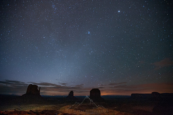 MONUMENT VALLEY STARLIGHT