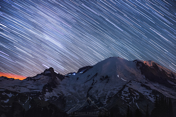 MOUNT RAINIER STAR TRAILS