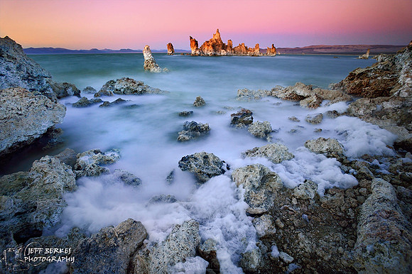 MONO LAKE SUNSET