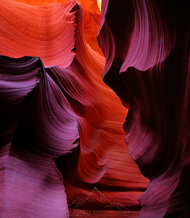 ANTELOPE CANYON - SQUARE