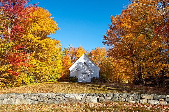 NEW HAMPSHIRE CHURCH IN AUTUMN