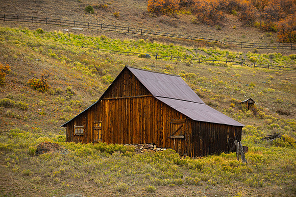 COLORADO IN AUTUMN