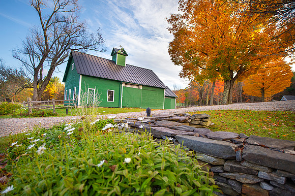 VERMONT IN AUTUMN