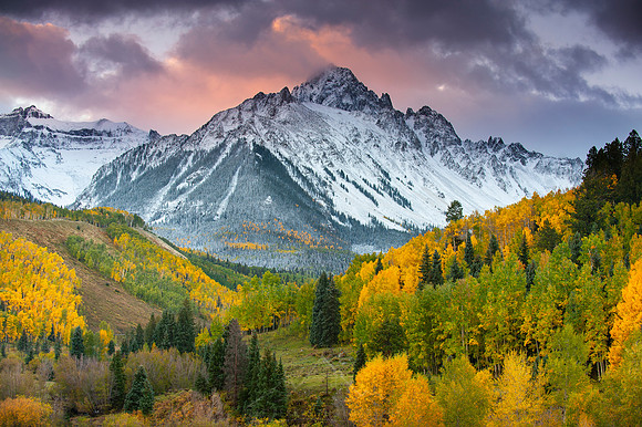 COLORADO IN AUTUMN