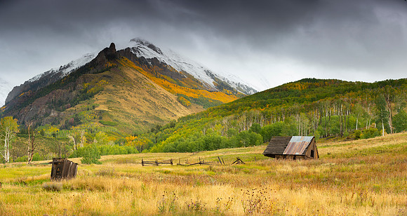 COLORADO IN AUTUMN