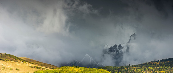 COLORADO IN AUTUMN