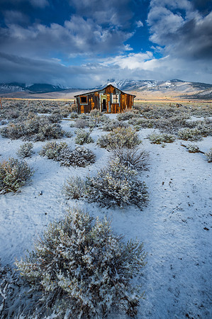 MOUNTAIN SHACK