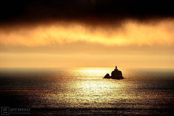 OREGON LIGHTHOUSE