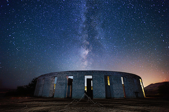 STONEHENGE MEMORIAL