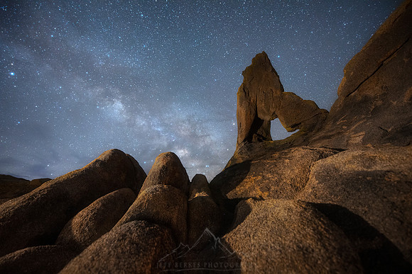 ARCH OF THE HIILS